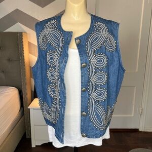 Double D Ranch Wear Vintage Embellished Silver Studded Denim Vest - L